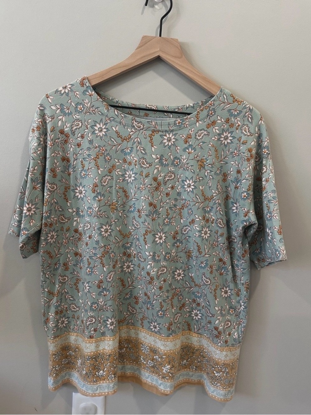 J Jill Elbow Sleeve Length Top size medium